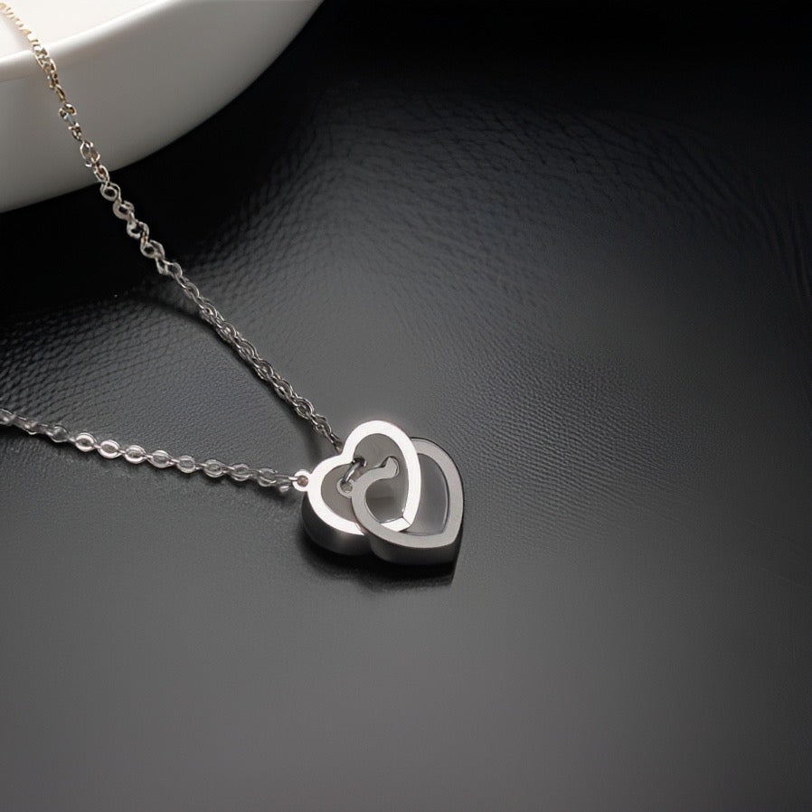 Heart Linked Heart Pendant Necklaces for Women