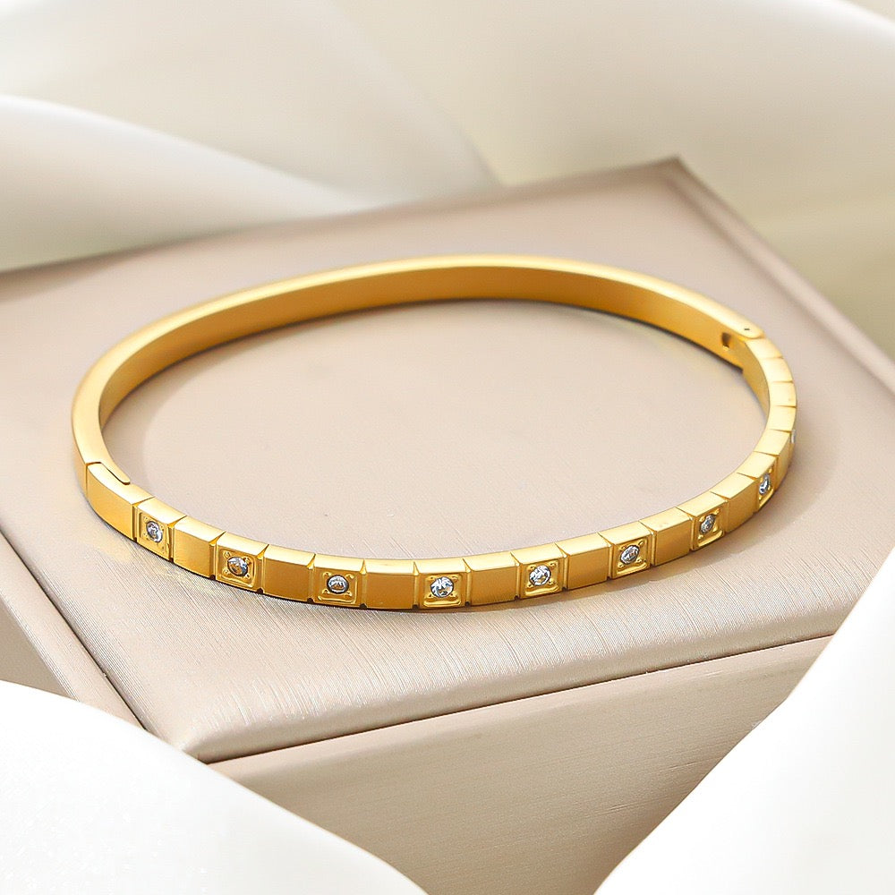 Estelle Viral Gold Bracelet