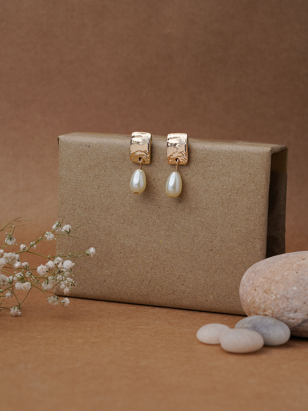 6 Dainty Jewel Hamper ( Pack of 6 Dainty Earrings)