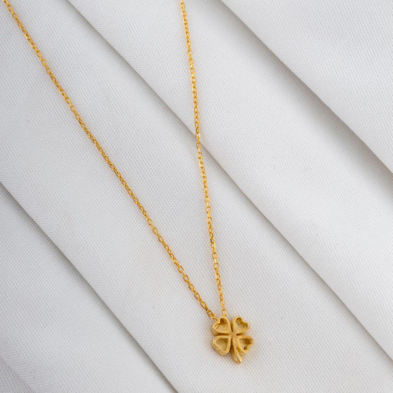 14k Gold 4 Leaf Clover Pendant Necklace, Gold Four Leaf Necklace, Lucky Clover Charm Necklace, Flower Pendant, Dainty Floral Necklace Gift