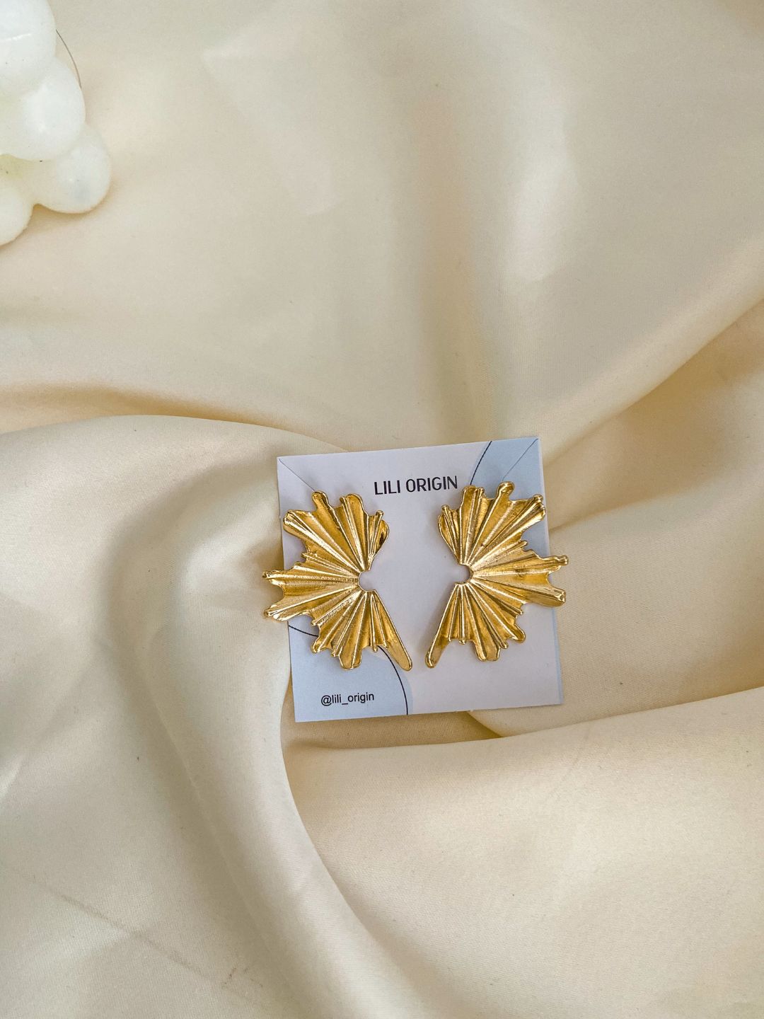 Demi Thunder Statement Earring