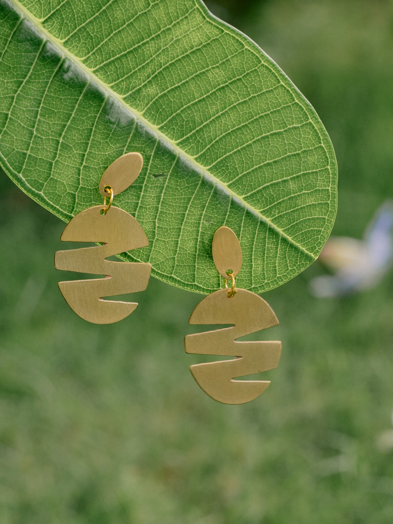 Milli cut out Brass Earring (Anti Tarnish)