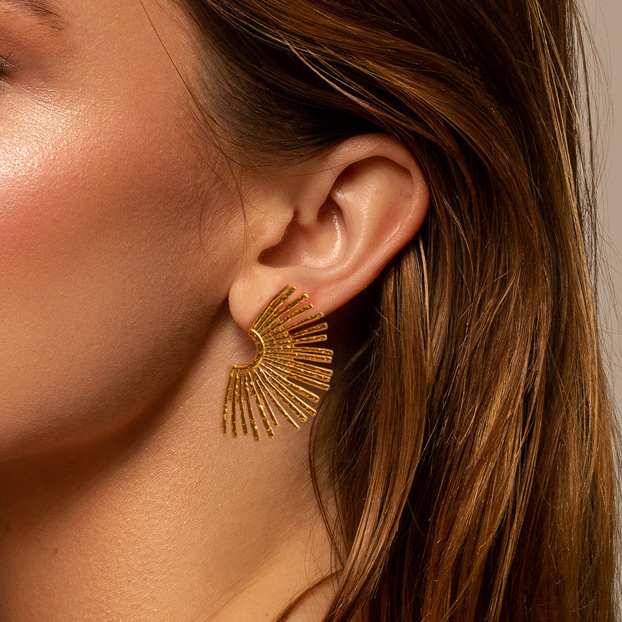 Aphrodite Gold Earrings