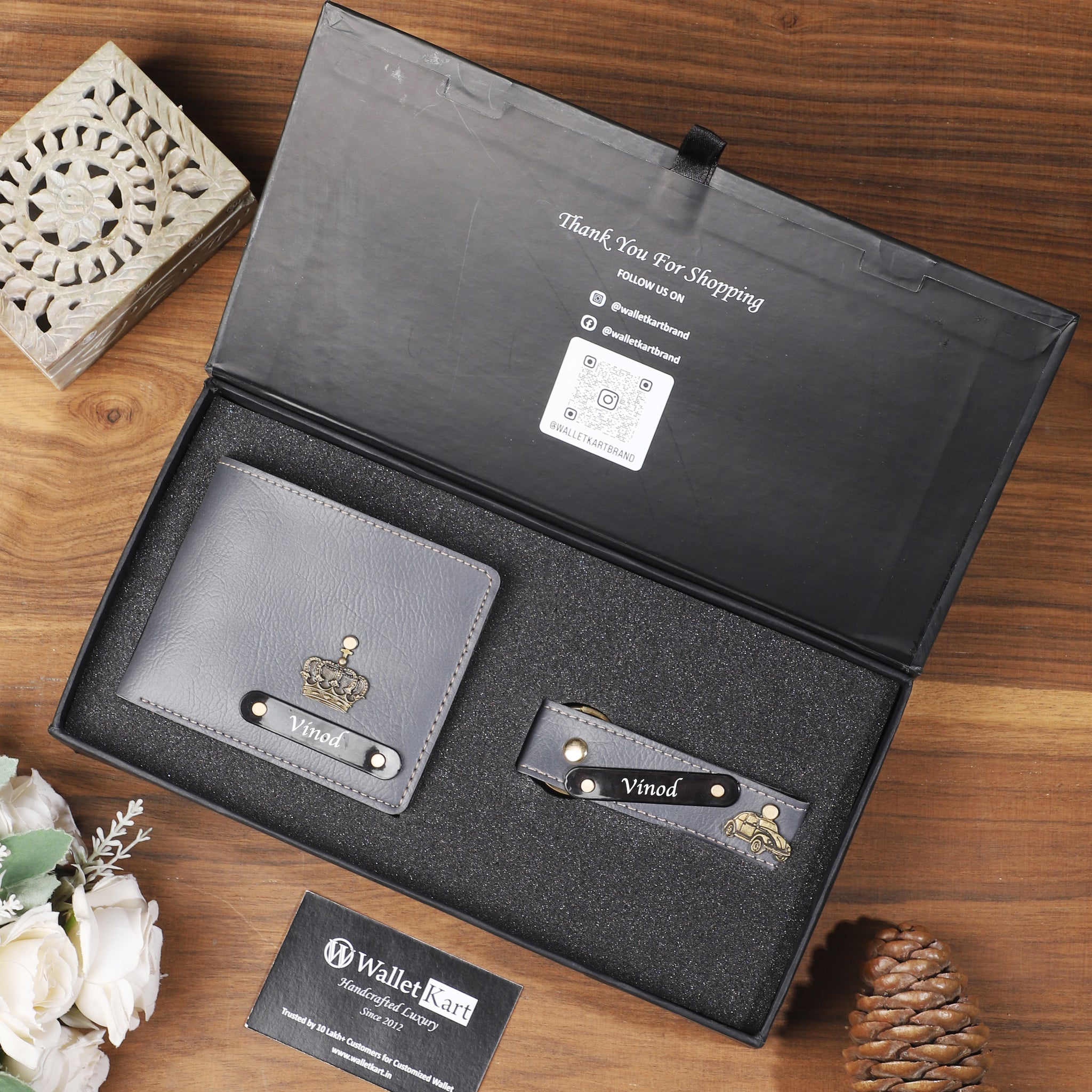 Stylish Men’s Gift Set – Customized Leather Name Wallet & Keychain