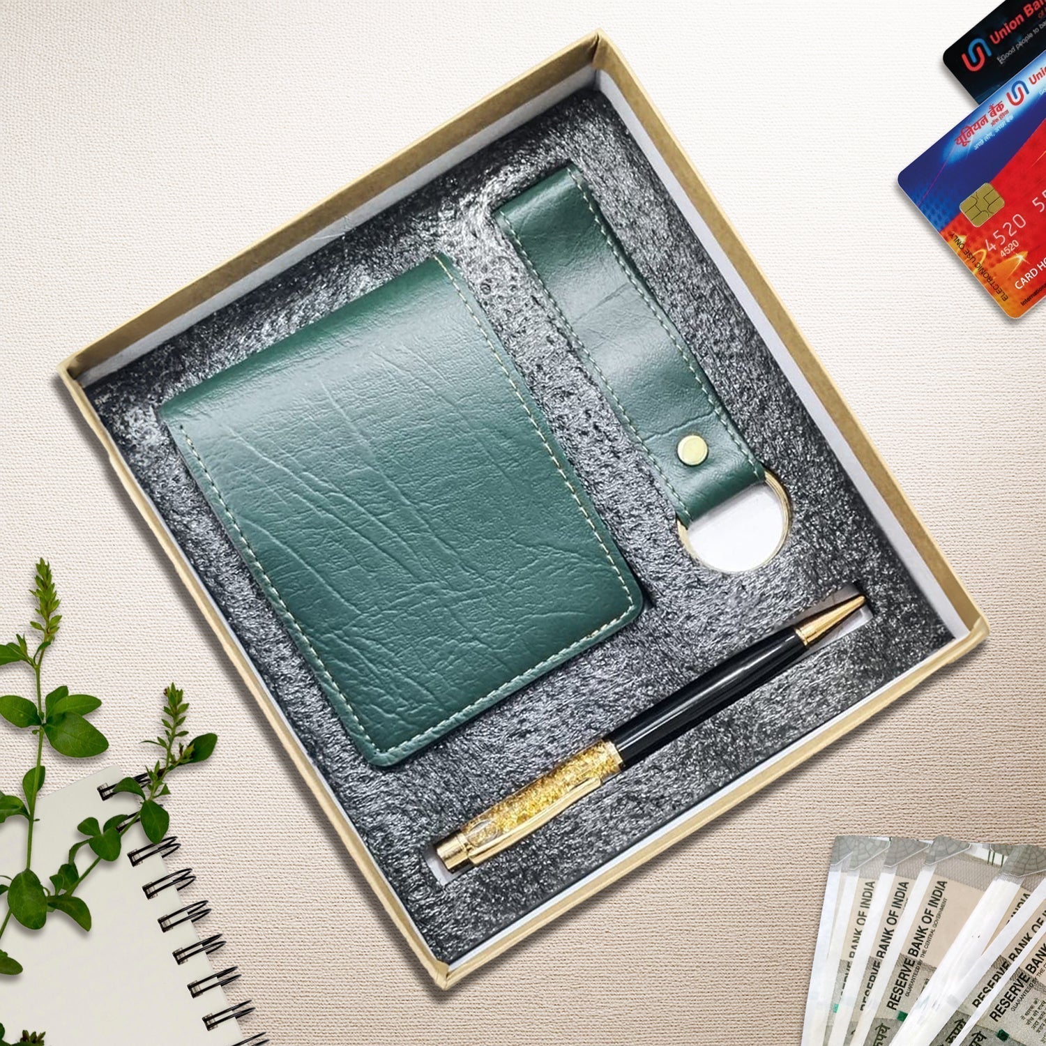 Personalized Men's Leather Wallet & Keychain with Name & Charm.